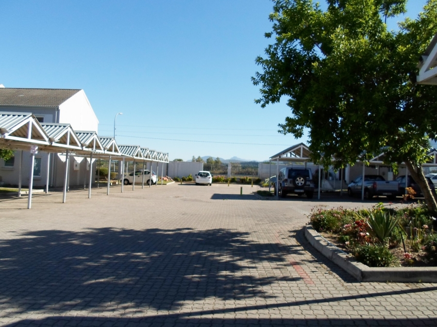 To Let 2 Bedroom Property for Rent in Amstelhof Western Cape